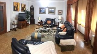Maison jumelée à Centro. Casa en pleno centro de lucena, junto al coso y la plaza nueva d