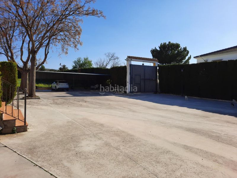 Foto 009bd88f-24c9-4c7e-b626-8eee8b3f1af9. Casa amb piscina a San Francisco Lucena