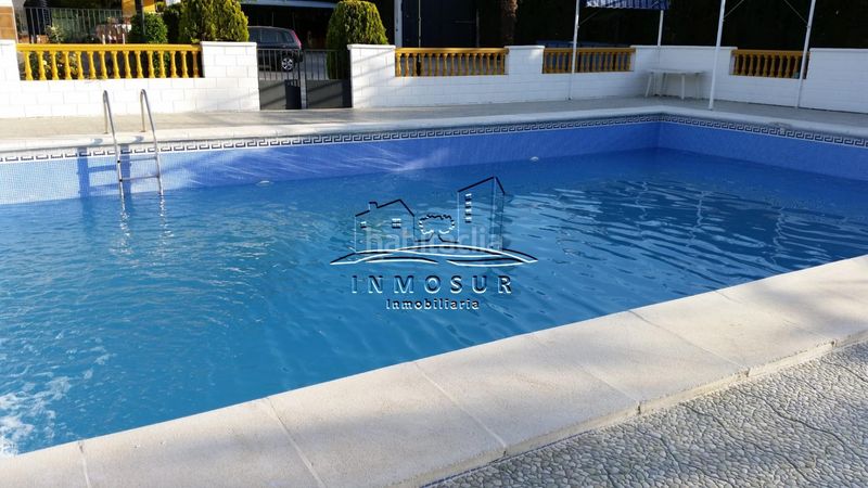 Foto 7cd9f01d-09b2-4e2c-9e16-d5b644ba4c20. Casa amb piscina a San Francisco Lucena