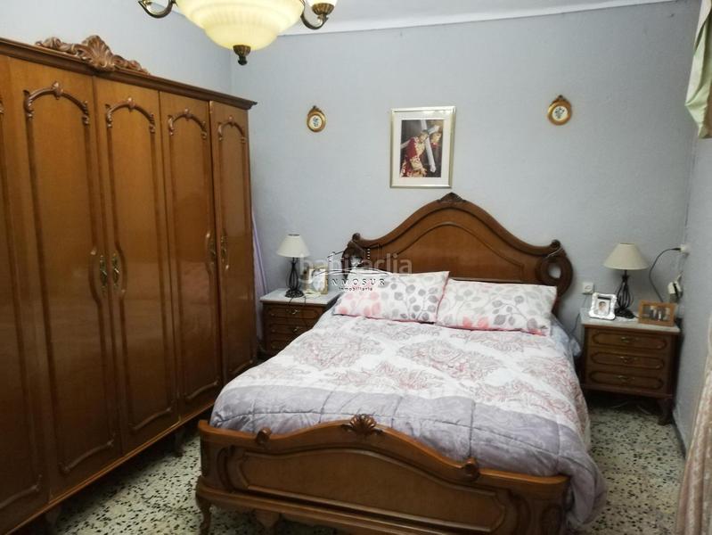 Foto 26bdf5b6-2c0c-405d-9044-d434ea27e376. Casa adossada a San Francisco Lucena