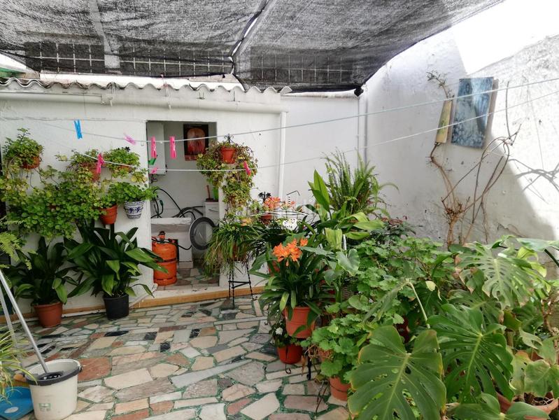 Foto ac538ab8-4dd6-43d7-b417-be6594de5f97. Casa adossada a San Francisco Lucena