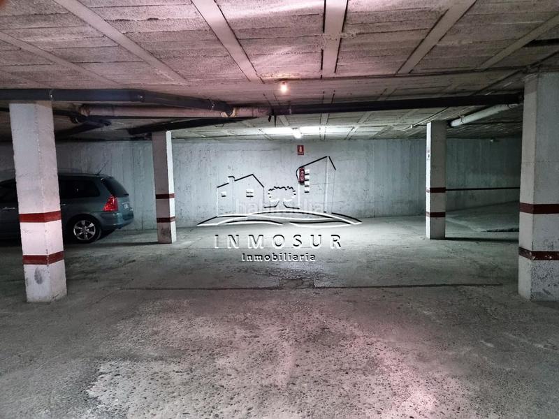 Foto 41bb692b-1202-4d72-9f10-e15f30b152f6. Parking coche en Centro Lucena