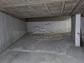 Parking coche en Centro