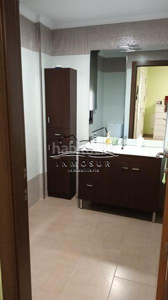 Foto efb45754-2f05-4c55-bf14-3c9afe31994c. Casa con piscina in Priego de Córdoba