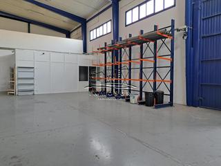 Lloguer Nau industrial a Las Vegas - Campoaras. Nave en polígono pilar de la dehesa. cuenta con una superficie d