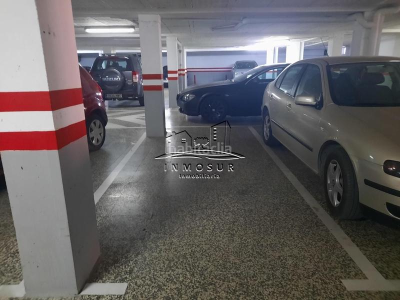 Foto 4444e705-7be1-4329-89d0-9b6e2d8132c5. Autoparkplatz in Centro Lucena
