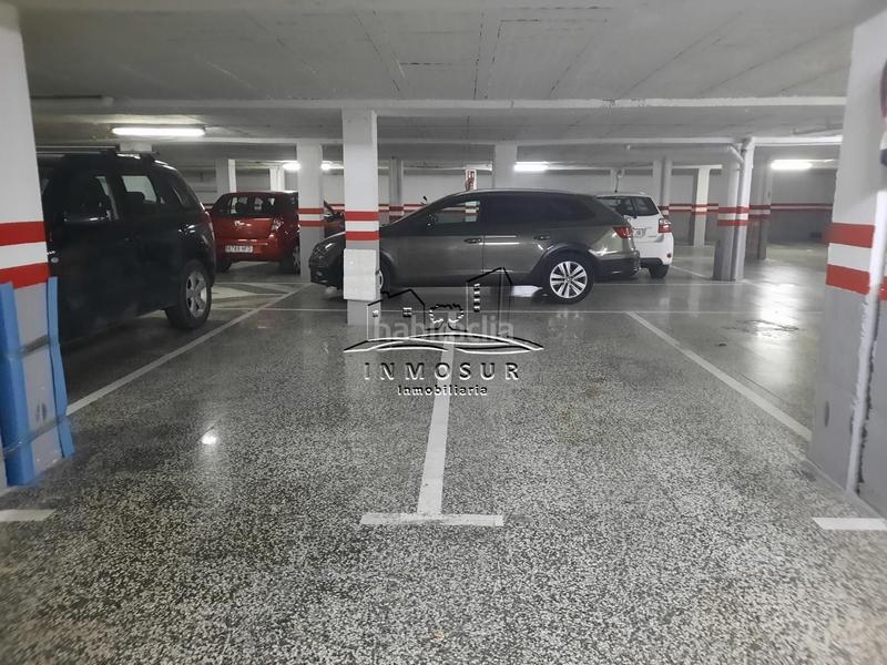 Foto 77a83950-5ada-44f1-a0e3-ce94bc8b5932. Autoparkplatz in Centro Lucena