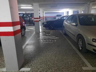 Parking coche en Centro