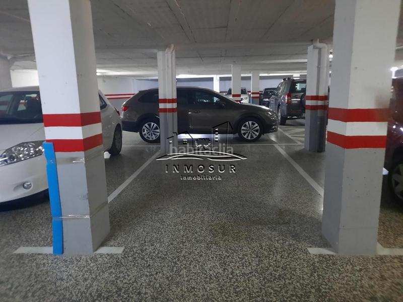 Foto 58f4dffd-b204-401a-b466-ac3f78187707. Parking voiture dans Centro Lucena