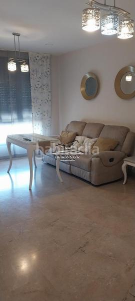 Foto 355705a3-a157-4495-b0c1-c913c222c444. Piso  en ronda dEl Valle tu nuevo hogar ideal!buscas un piso cómodo, luminoso y bien ubicado? este es el tuyo!este amplio piso en r en Lucena