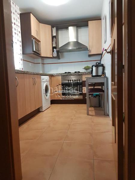 Foto 62c9c6fe-60d0-43dc-a4cf-dad976e98655. Piso  en ronda dEl Valle tu nuevo hogar ideal!buscas un piso cómodo, luminoso y bien ubicado? este es el tuyo!este amplio piso en r en Lucena