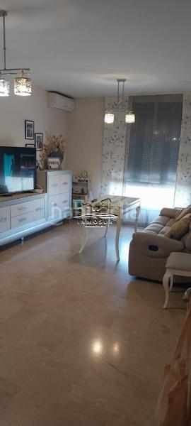 Foto e61142c8-a657-4524-b93a-a9e72c665150. Piso  en ronda dEl Valle tu nuevo hogar ideal!buscas un piso cómodo, luminoso y bien ubicado? este es el tuyo!este amplio piso en r en Lucena