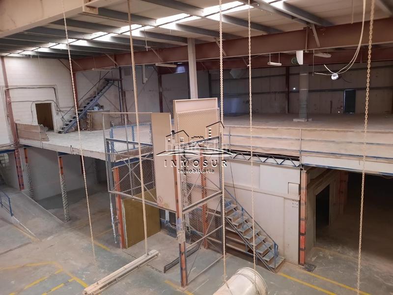 Foto d74a4f48-d53e-44a7-9231-246339a76fe7. Miete fabrikhalle in San Francisco Lucena