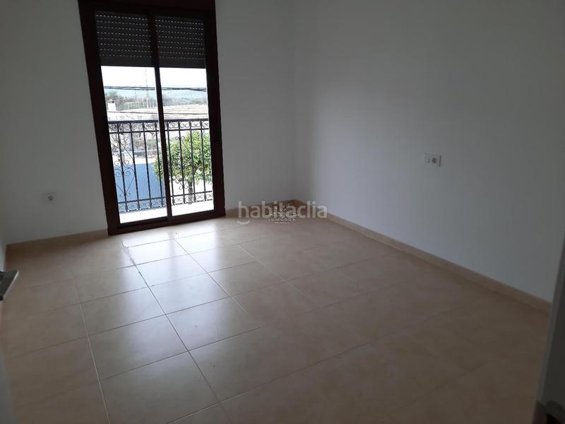 Foto cba5cd5f-f900-432a-ad6c-7a56ca7d927f. Casa a schiera in Navas del Selpillar Lucena