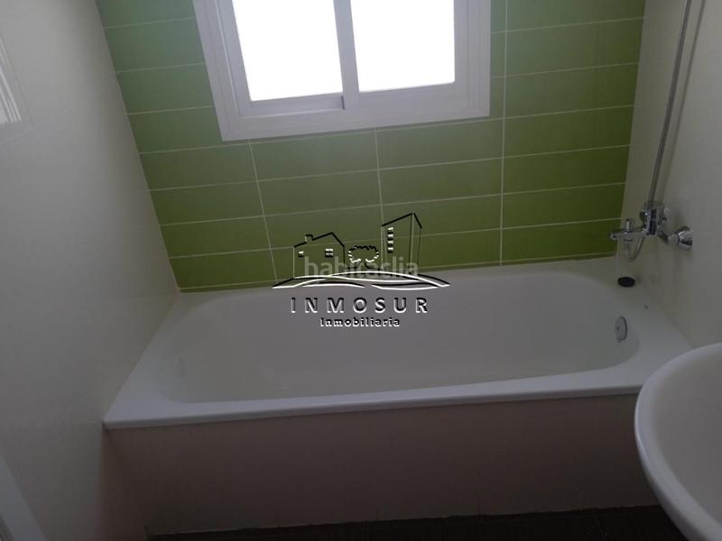 Foto ee6d81ac-fc96-4b3c-810b-5da55731fac9. Casa a schiera in Navas del Selpillar Lucena