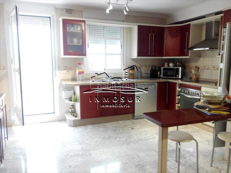 Foto 27d68e7d-7788-42fc-8eeb-fdd06b3ed062. Pis a Centro Lucena