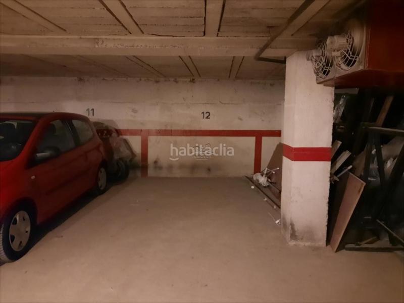 Foto f74370eb-3c76-4b04-ac4e-d88283ca309b. Aparcament cotxe a Centro Lucena