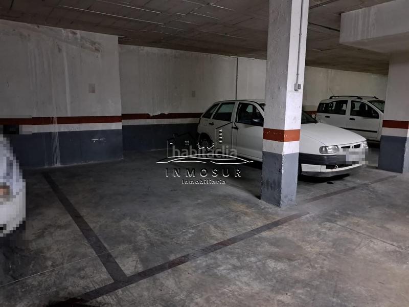 Foto 42e6601e-0e82-46d2-9a5c-24c901d9d0dc. Posto auto in Centro Lucena