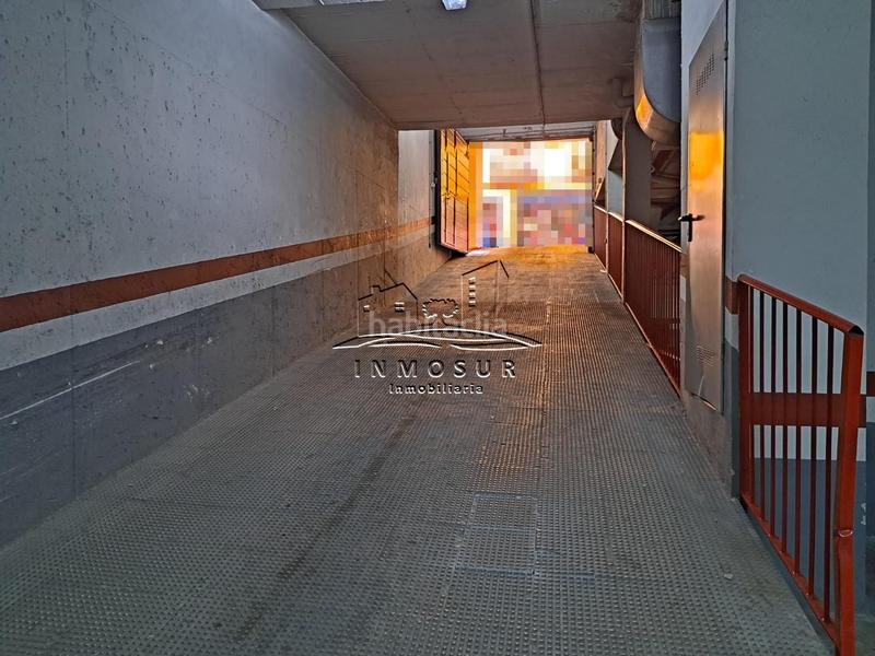 Foto f024b72a-3311-45a6-87d7-c56879138957. Posto auto in Centro Lucena