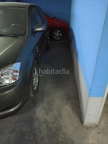 Foto 1a9d7268-6bb4-46fd-ac7a-2d27c047bab8. Aparcament cotxe a San Francisco Lucena