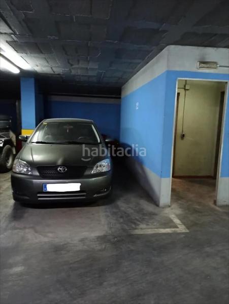 Foto 3d510d47-2db8-4fbc-8be5-9d188ba006c9. Car parking in San Francisco Lucena