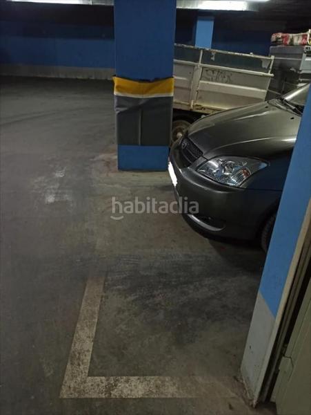 Foto d2e0c369-4cc1-4d4d-be23-121efbfea4d2. Parking voiture dans San Francisco Lucena