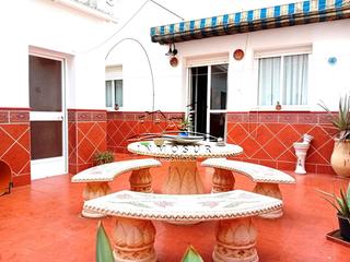 Appartement à San Francisco. Piso bajo en zona calle mesón. cuenta con recibidor, un amplio y