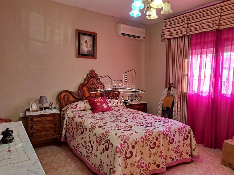 Foto 01a7b0d9-d747-4341-965d-87a9c339de5d. Casa a Navas del Selpillar Lucena