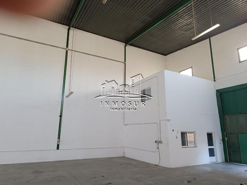 Foto 682d5d1e-35ab-444b-9db3-09e3c5fdf0ac. Rent industrial building in Las Vegas - Campoaras Lucena