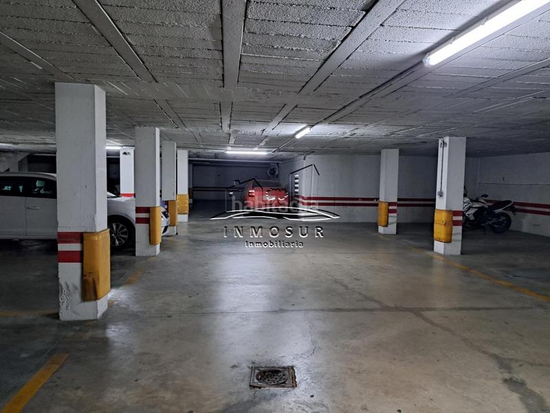 Foto 599ce5b0-b9a4-4dc8-9e0c-14595a2db4ca. Parking voiture dans Las Tinajerías - Juderías Lucena