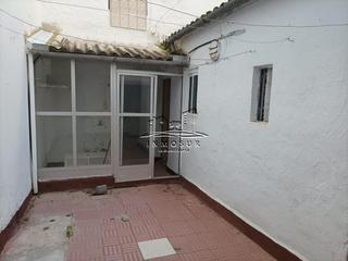 Casa en Las Tinajerías - Juderías. Casa en zona llano de las tinajerías. cuenta con una superficie