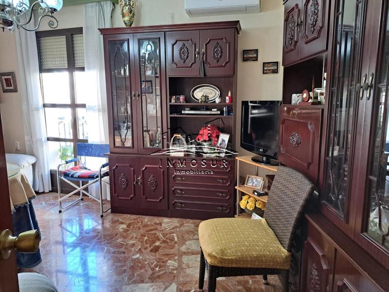 Foto ff154d9d-f6c8-460d-8f4e-a232dcafde02. Casa in San Francisco Lucena