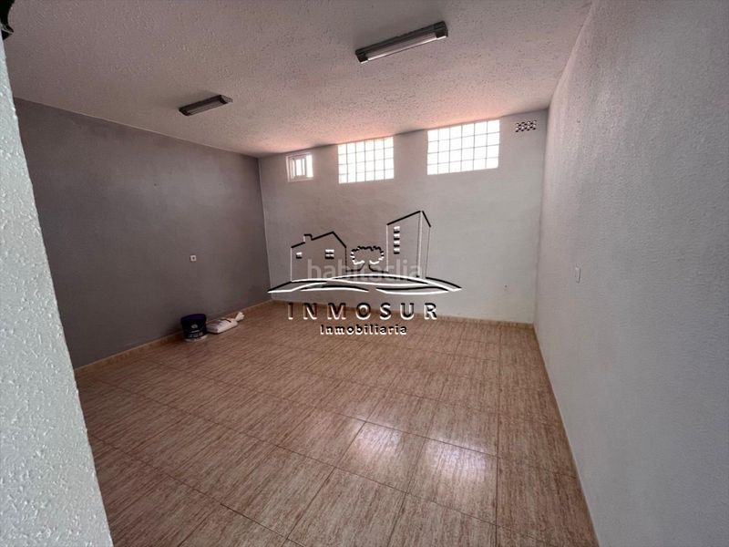 Foto 62e83928-6625-4f70-a6a0-b3fdc21d8b2c. Local comercial a Centro Lucena