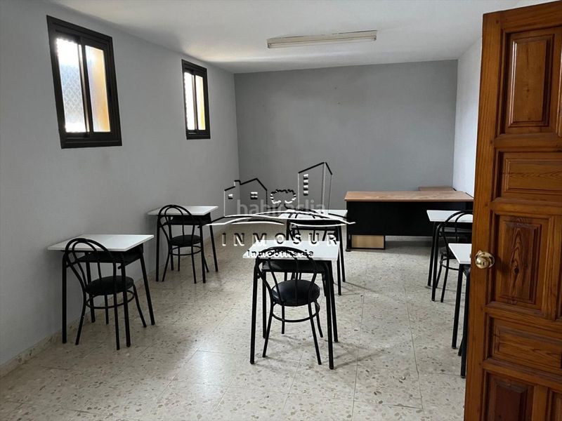 Foto d54aad20-8181-4337-bf85-fcf09fc4db09. Local comercial a Centro Lucena