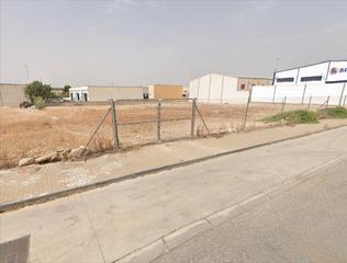 Residential Plot in Las Vegas - Campoaras. Solar en polígono industrial pilar de la dehesa. cuenta con una