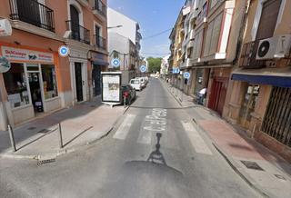 Parking coche en Centro. Parking con trastero en calle el peso. plaza de aparcamiento con