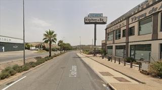 Lloguer Nau industrial a Las Vegas - Campoaras. Naveexposición en bulevar las palomas. cuenta con una superficie