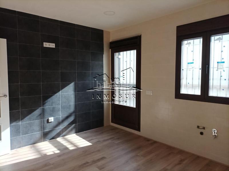 Foto 387e4a38-f0b3-4166-86fb-244563e7c6a0. Casa adossada a El Carmen - La Barrera Lucena