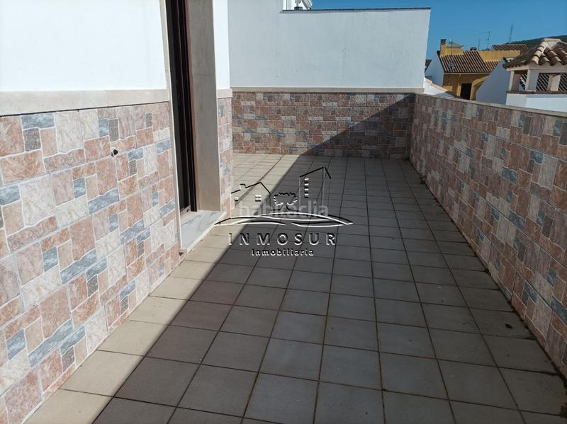 Foto edc9a9d4-2c11-40ba-a252-61e6349fb7d1. Casa adossada a El Carmen - La Barrera Lucena