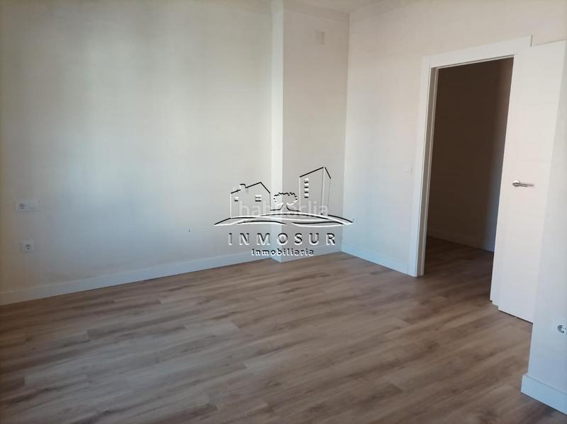 Foto f0808274-08ff-4dd6-96d9-932ddc07479b. Casa adossada a El Carmen - La Barrera Lucena