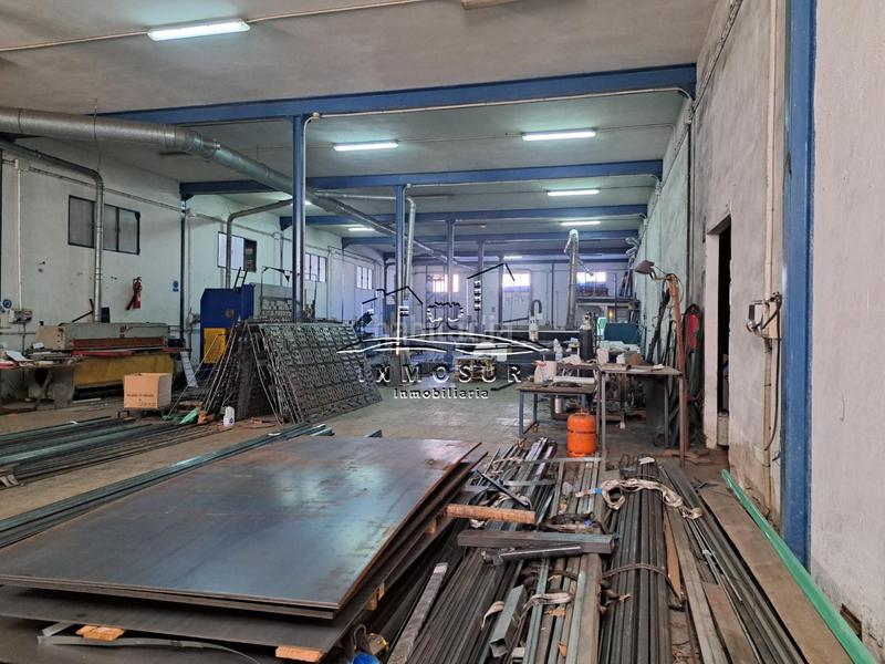 Foto 3db4d2e5-001d-4a1b-b5fa-2d05f35b50e2. Bâtiment à usage industriel dans Poleares Lucena