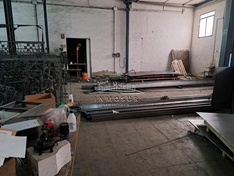 Foto 760d9a7c-32d5-46fc-bb79-1491daf75548. Bâtiment à usage industriel dans Poleares Lucena