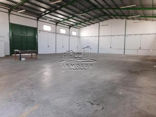Lloguer Nau industrial a Poleares. Nave en zona ctra. cabra con una superficie de 700 m2. y un pati