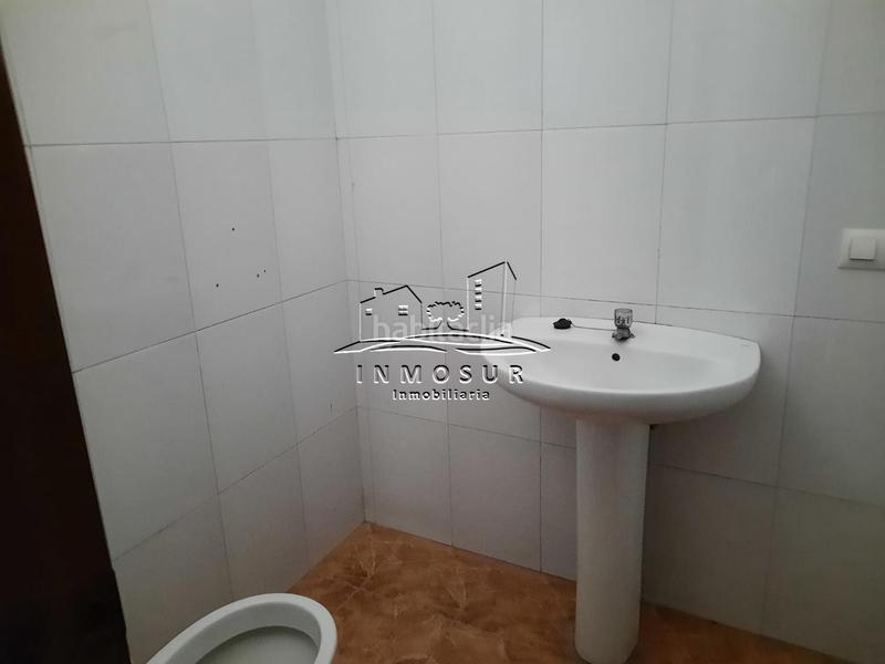 Foto bd74905a-a42e-4144-ace3-17d31a45f98f. Location bâtiment à usage industriel dans Poleares Lucena