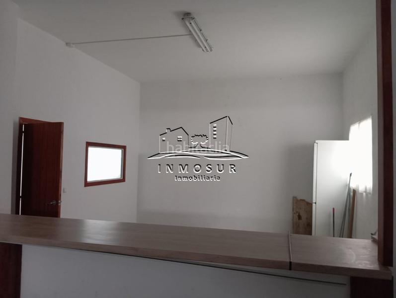 Foto bc727ddd-8bb2-48f6-a452-541ce3b2eaaf. Bâtiment à usage industriel dans San Francisco Lucena