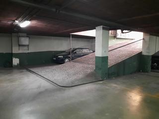 Parking coche en Las Tinajerías - Juderías. Parking en zona centro, en plaza alta y baja. se encuentra en la