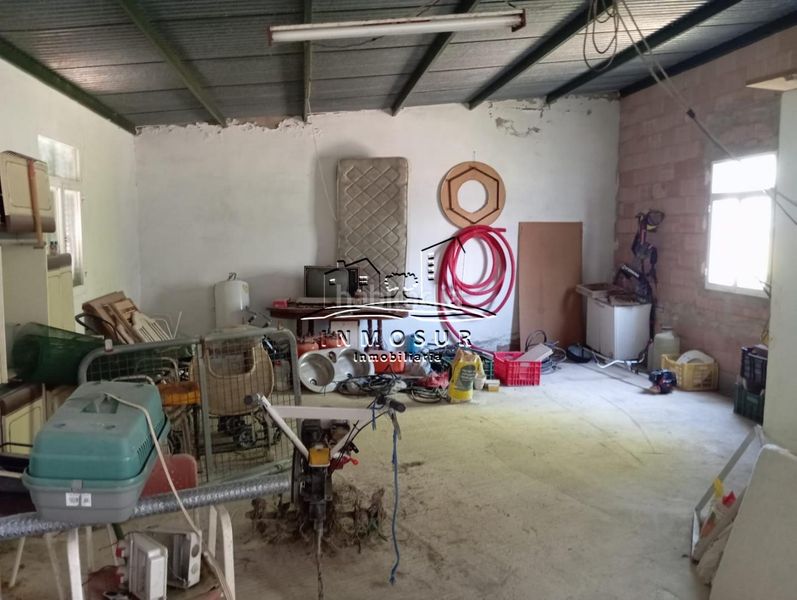 Foto a6f24b33-dcaf-4f2a-a81e-d0e3990e904a. Finca rústica a Centro Lucena
