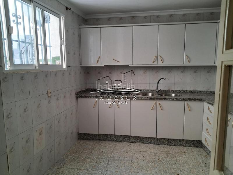 Foto 92340161-0d8f-4049-9038-daf66f1683ef. House in Poleares Lucena