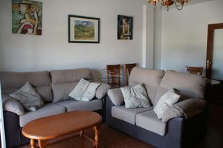 Location Appartement à Las Tinajerías - Juderías. Piso de tres dormitorios en zona avenida de la infancia