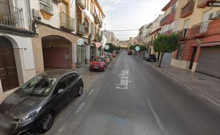 Lloguer Local Comercial a Poleares. Local comercial en calle juego de pelota. cuenta con una superfi